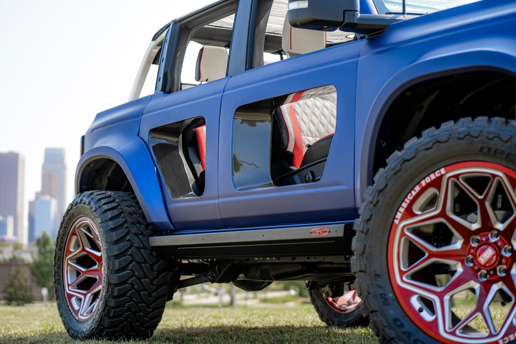 Ford bronco side view